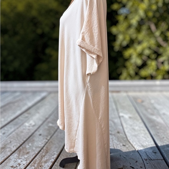 Cha Cha Vente Cream Midi Dress - Picture 2 of 5